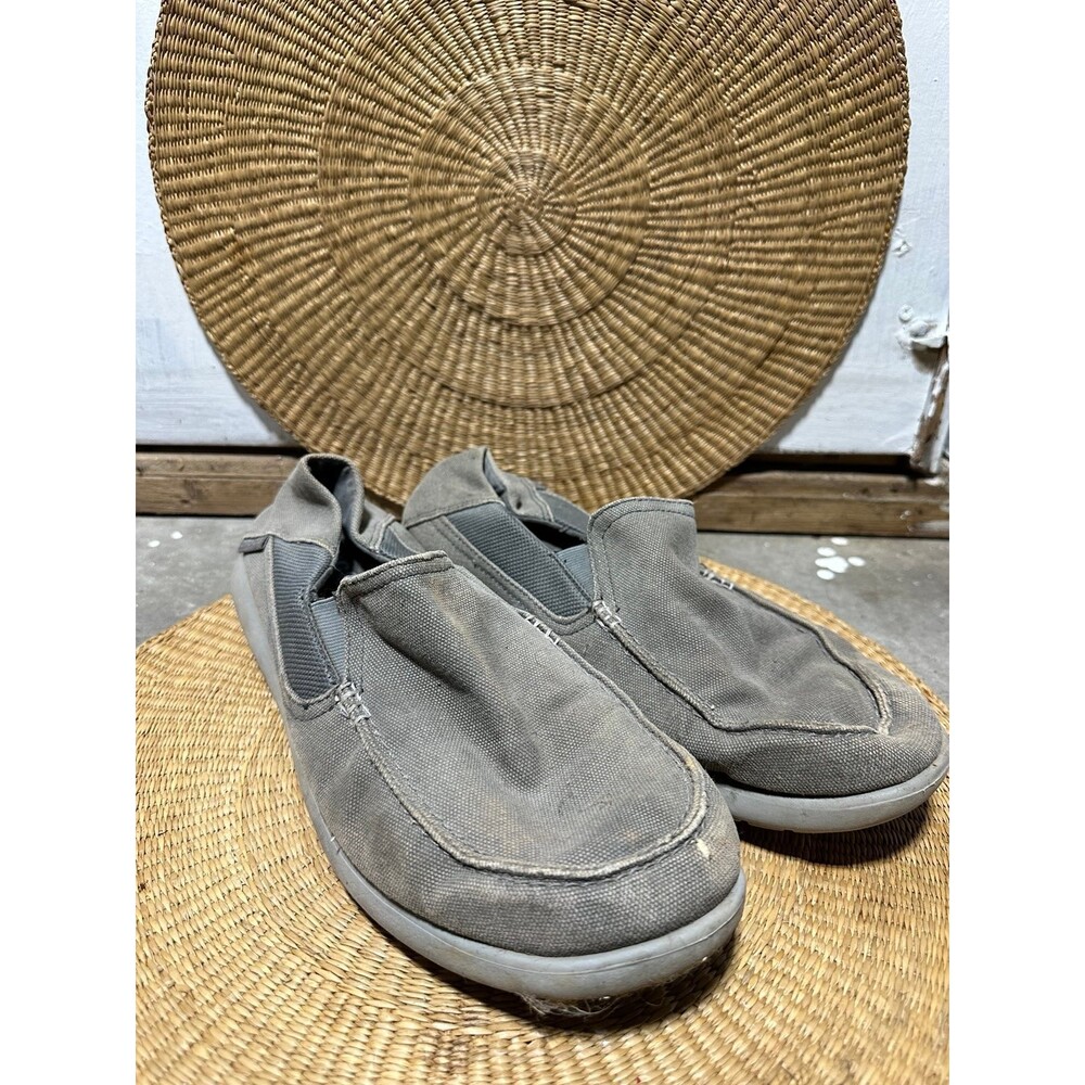 Crocs Men’s size 12 Medium Gray slip on shoes